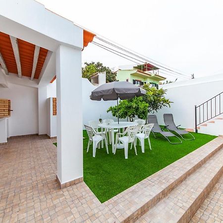 D02 - Carrob Street House Villa Lagos Ngoại thất bức ảnh